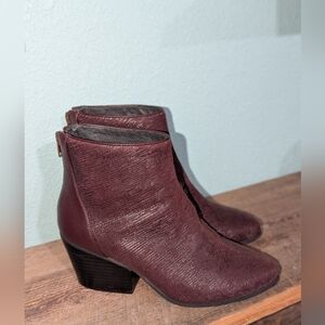 Vaneli Rich Burgundy Ankle‎ Booties